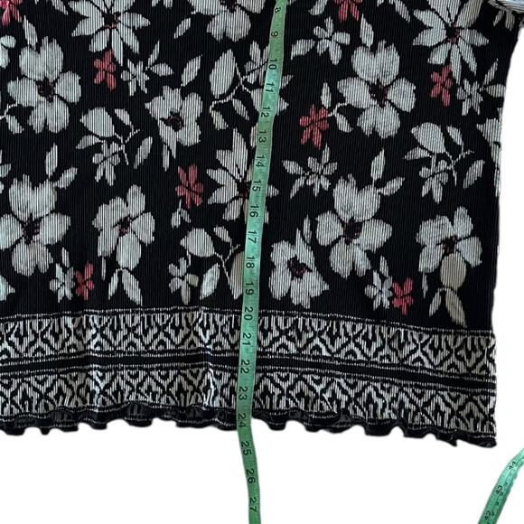 Alfred Dunner Floral Accordion Blouse - Picture 4 of 7